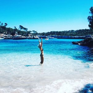My Favourite Mallorca Beaches | Girl Going Global | Cala Mondrago